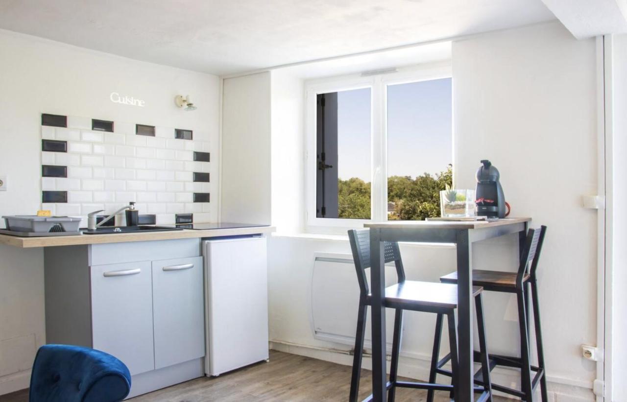 Les Logis Poitevin - Maisons - Terrasses - Detente Poitiers Buitenkant foto